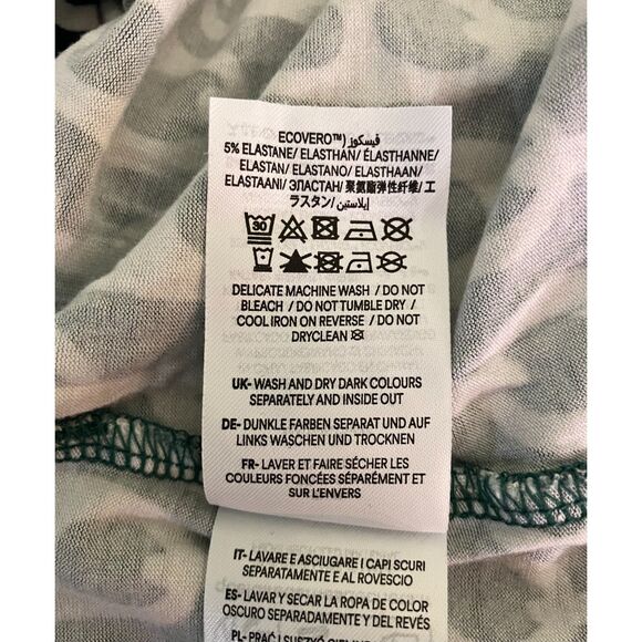 Boden chain link lightweight fitted long sleeve turtleneck top - Picture 6 of 11